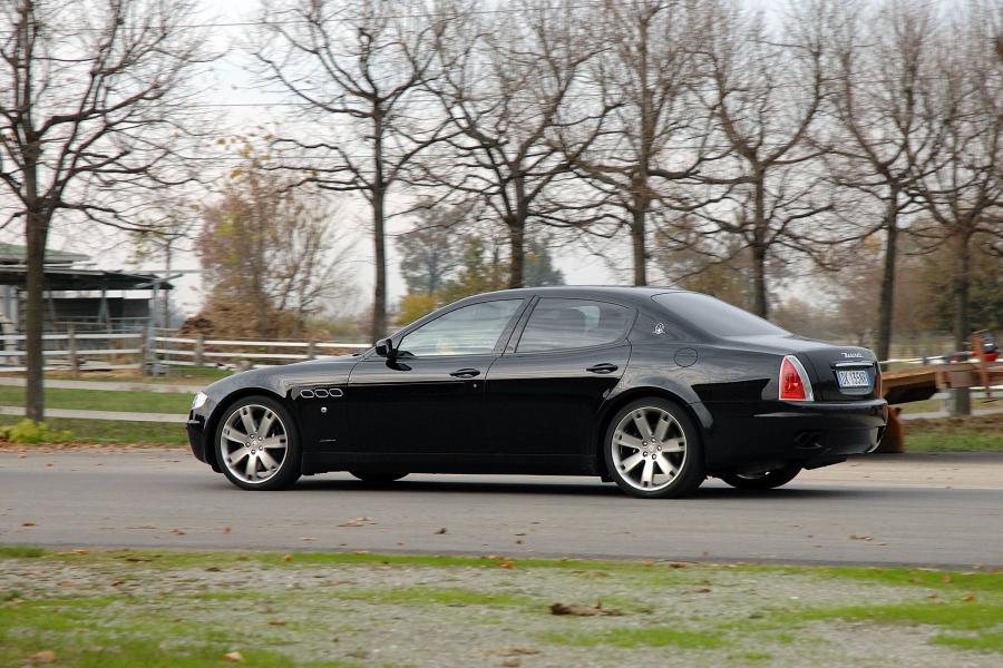  Maserati Quattroporte Sport GT 2009 года  (фото 10 из 27)